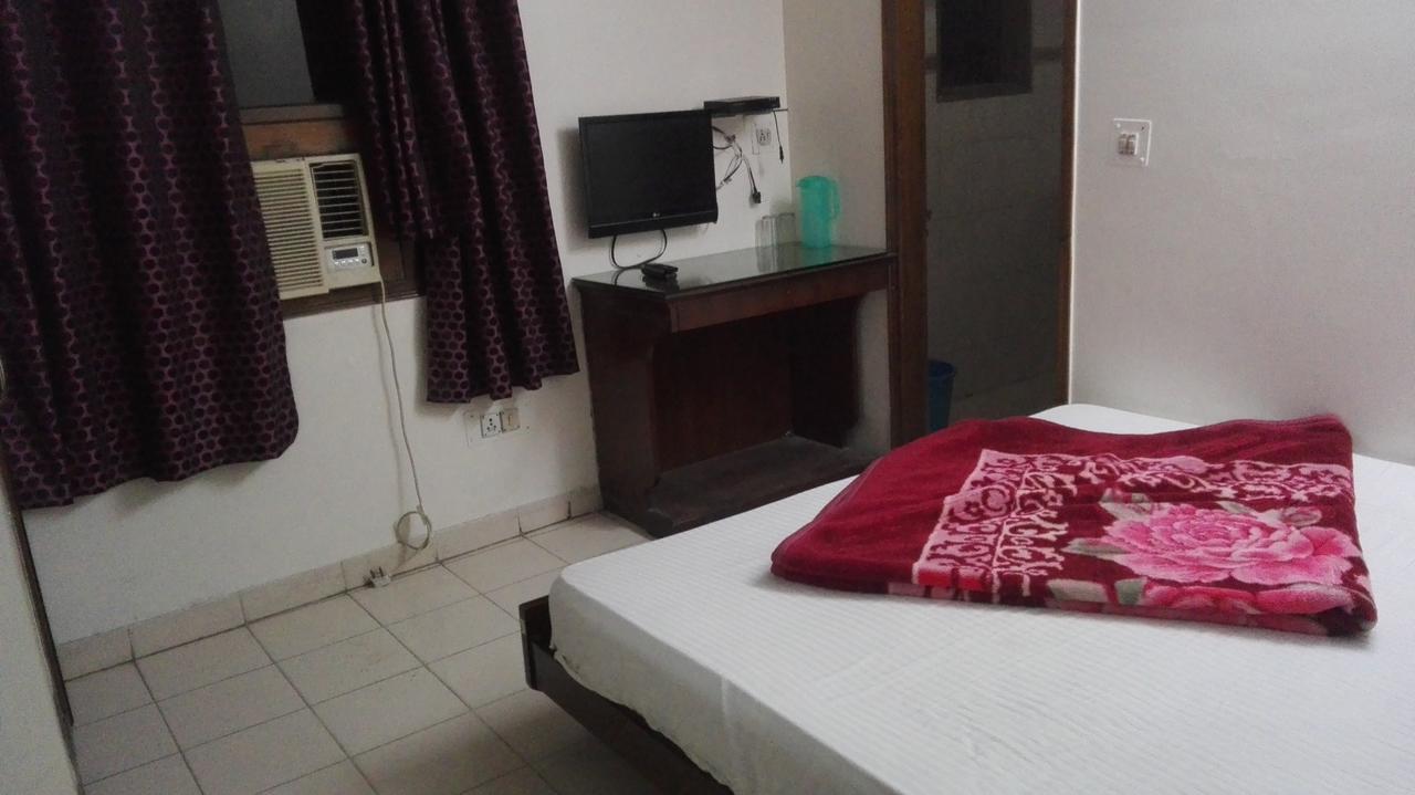 Hotel Delhi Empire Dx Paharganj Exteriör bild