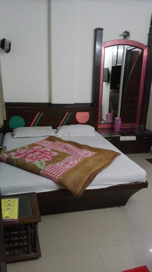 Hotel Delhi Empire Dx Paharganj Exteriör bild