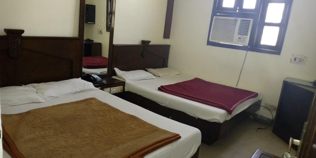 Hotel Delhi Empire Dx Paharganj Exteriör bild